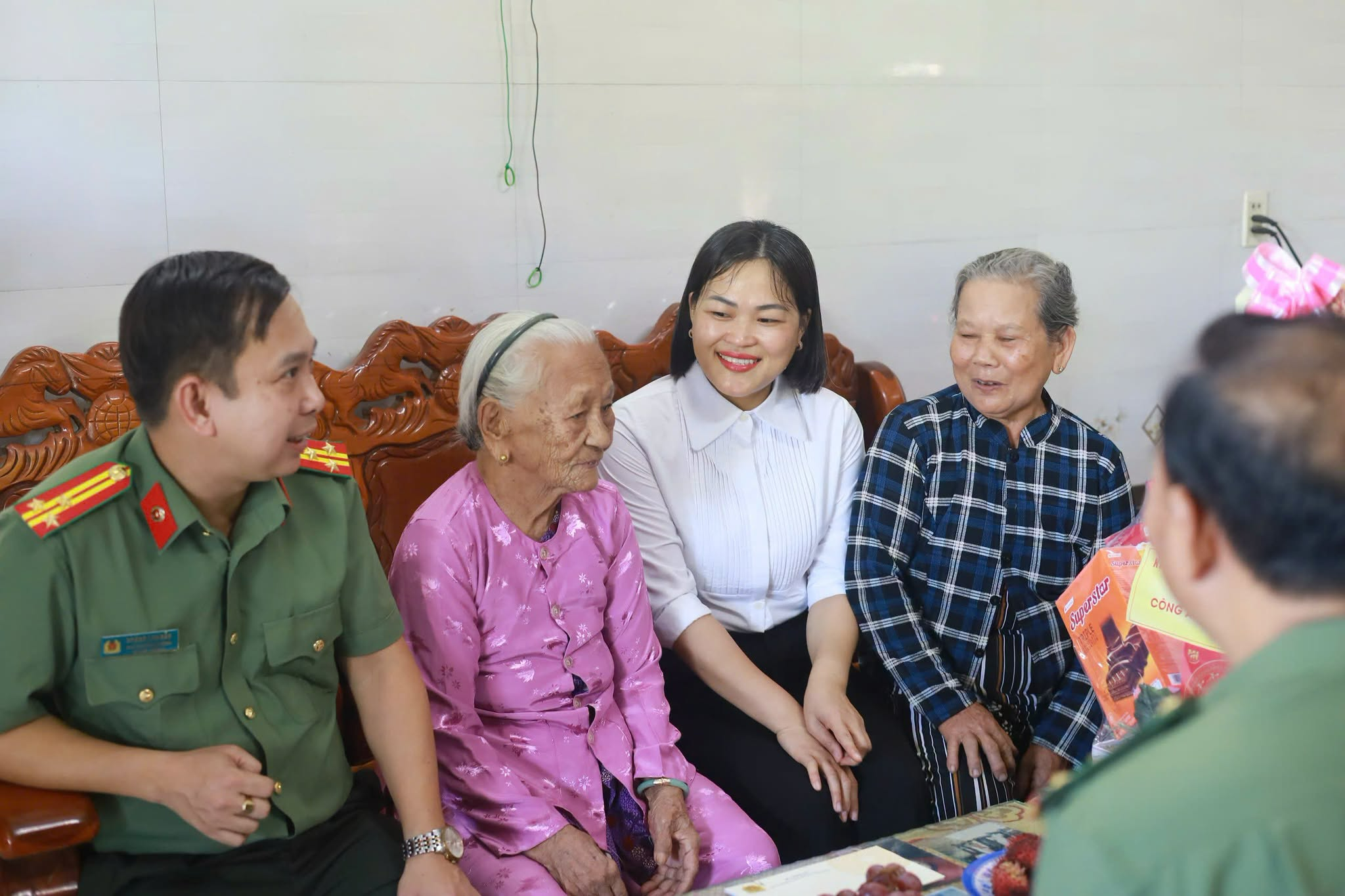 anh tin bai